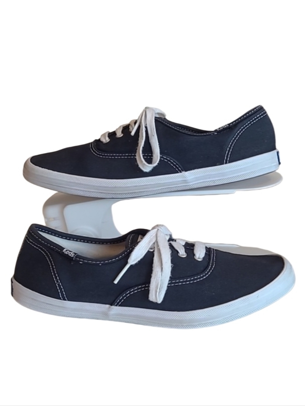 Keds Classic Canvas Sneaker Lace Up Low Top Tennis Shoe Heel Logo Casual